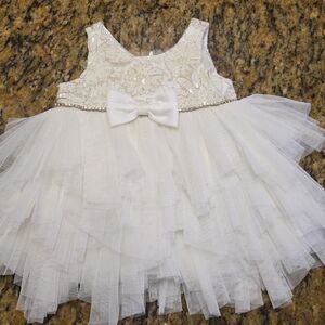 Elegant White Tulle Dress with Bow